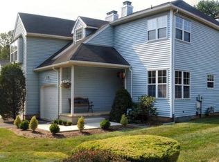 1 Blackfoot Trl, Branchburg, NJ 08876