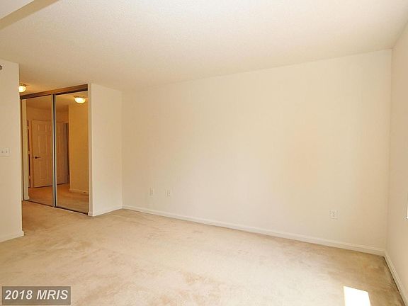 5th image of 2121 Jamieson Ave Unit 1907