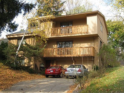 1st image of 461 Hilldale Dr