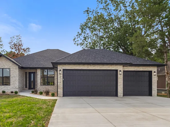 5713 S Cloverdale Lane, Battlefield, MO 65619