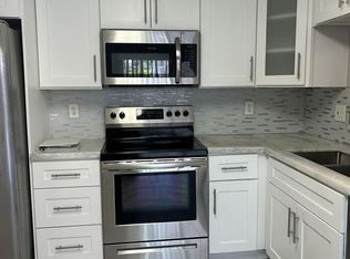 10978 Mainsail Dr, Hollywood, FL 33026