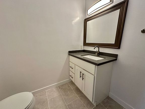 5th image of 1021 N Normandie Ave #209