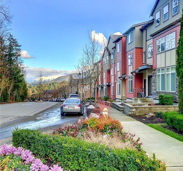 1st image of 2223 NW Talus Dr #2223