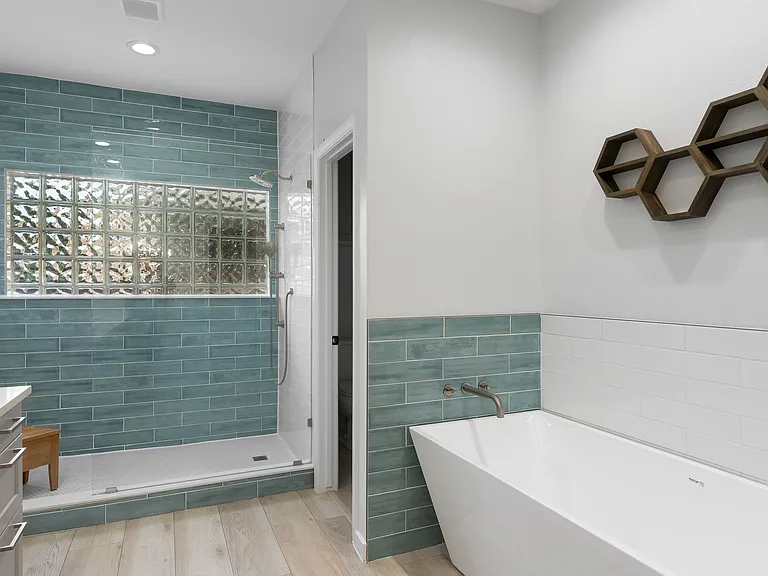 14140 Regency Pl — Photo 24
