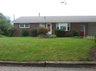 4601 Packard Ave NW, Canton, OH 44709
