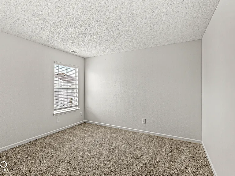 1316 Freemont Ln — Photo 13