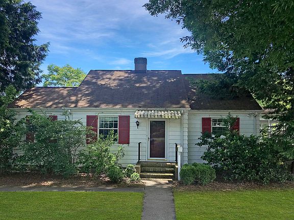 4th image of 2301 Farrand Dr
