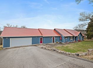 176 Oak Tree Acres Ln, Branson, MO 65616