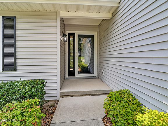 5th image of 4 Augustine Ln
