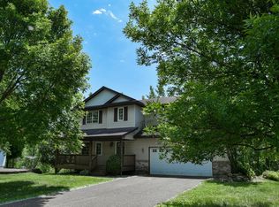 2471 Bridgewater Pl S, Cambridge, MN 55008
