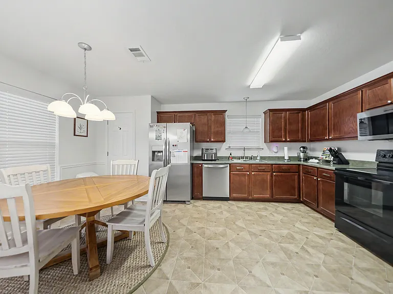 1123 Abbey Rdg — Photo 8