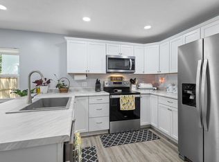 1667 28th Ave, Columbus, NE 68601