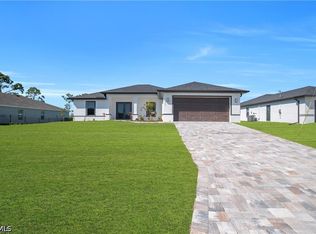 1901 NW 30th St, Cape Coral, FL 33993