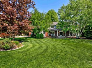 2404 N Aldercrest Pl, Eagle, ID 83616