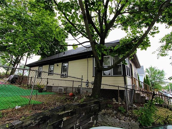 5th image of 31 Greenwood St