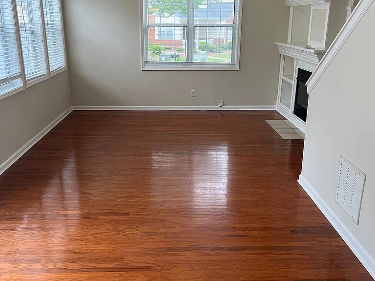 Open floor plan with lots of natural light