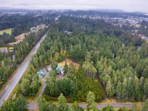 907 Hemsworth Rd, Qualicum Beach, BC V9K 1R3