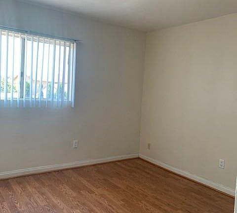 4th image of 3243 Veralee Dr