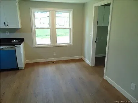 811 Montclair St — Photo 16
