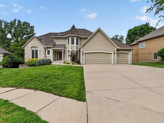 2nd image of 3609 NW 75th Ct