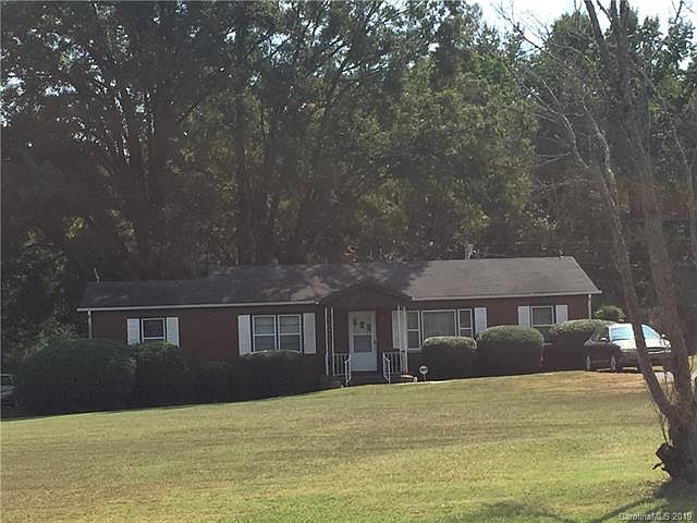 2nd image of 9075 Rocky River Rd
