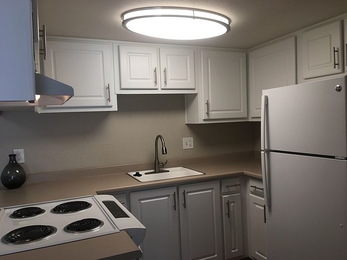 1st image of 4941 Stamas Ln APT 2