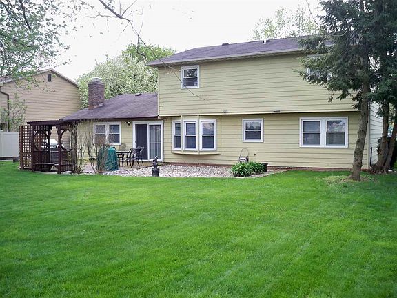 3rd image of 7305 Chivington Dr