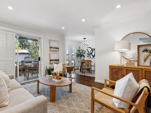 150 Sharene Ln APT 111, Walnut Creek, CA 94596