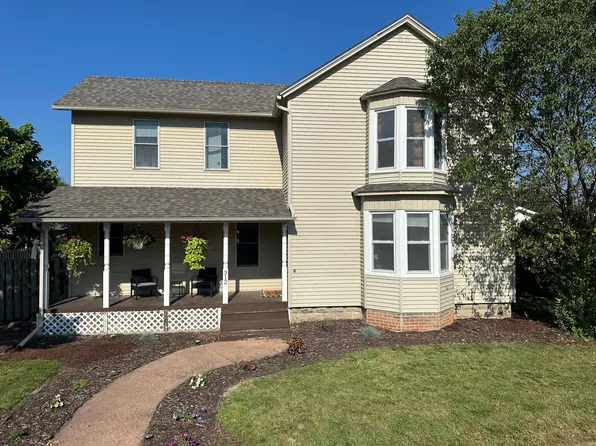 312 2nd Ave SE, Pine Island, MN 55963