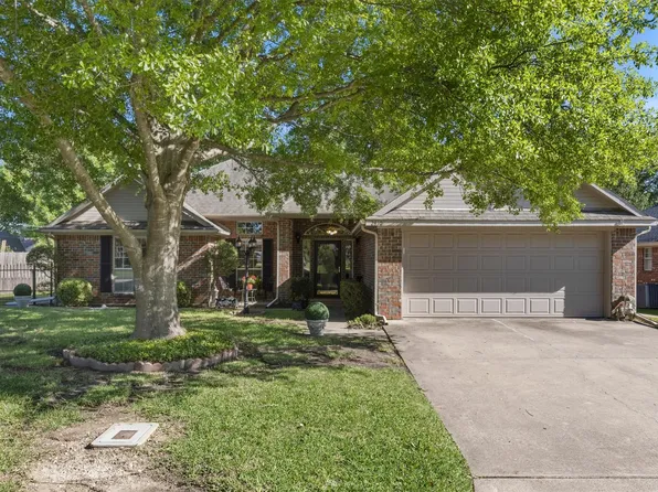 2410 Christi Ln, Caddo Mills, TX 75135