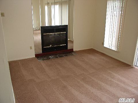 2nd image of 8 Windsor Ct