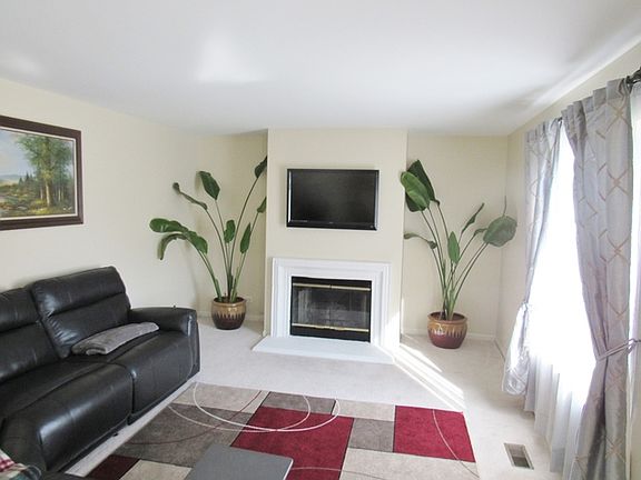 5th image of 2160 N Cheswick Ct