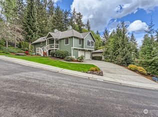 18208 NE 102nd Ct, Redmond, WA