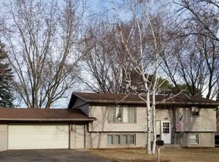952 6th Ave N, Sauk Rapids, MN 56379
