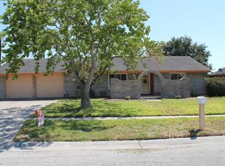 1618 Lawndale Dr, Kingsville, TX 78363