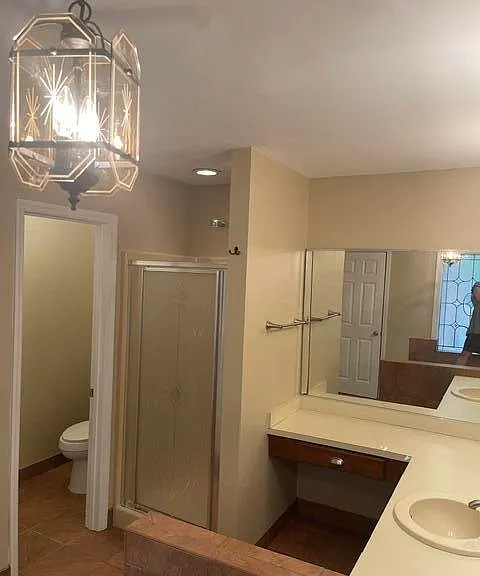 2286 E Tulane Rd — Photo 12