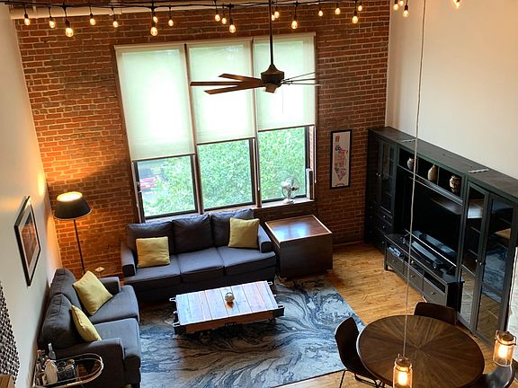 4th image of 500 N Duke St APT 55-308