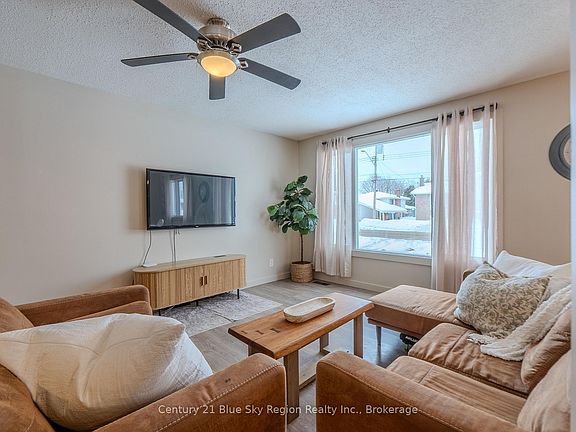4th image of 261 Mulligan St