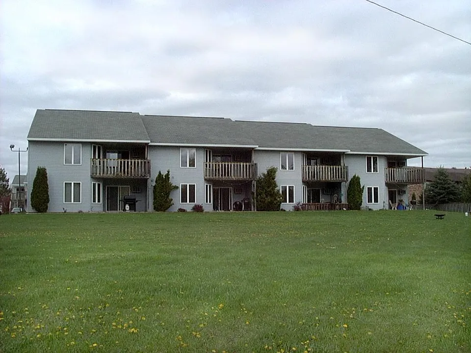 2135 20 1/8 Ave