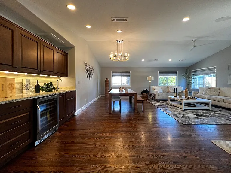 1022 Berry Ln — Photo 21