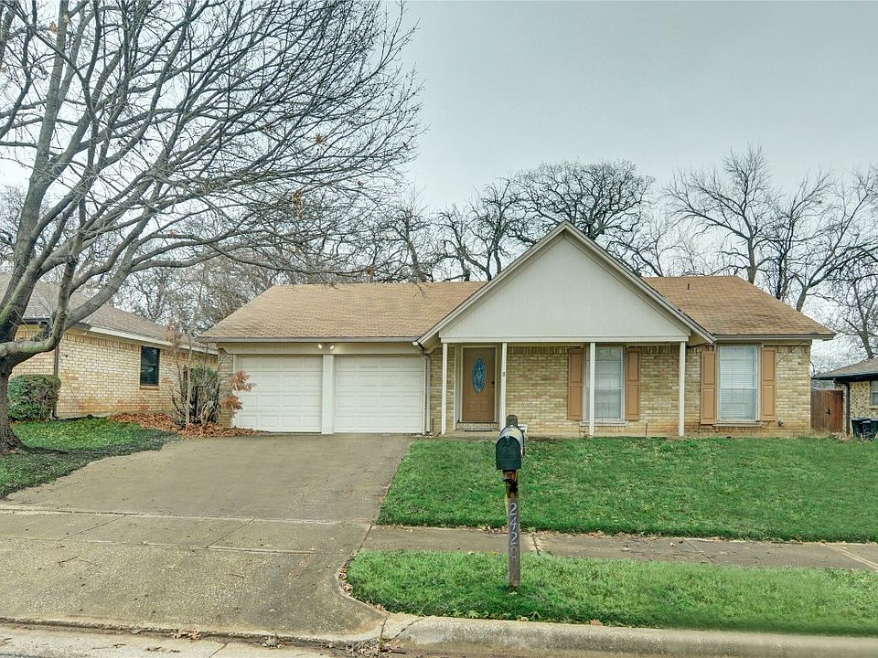 2420 Meadow Vw, Bedford, TX 76021 Zillow