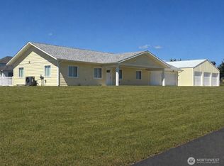 5 Red Apple Dr, Omak, WA 98841