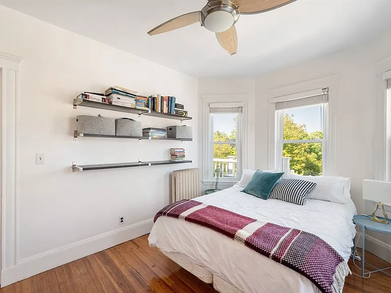 4 Linden Ct #3 — Photo 23