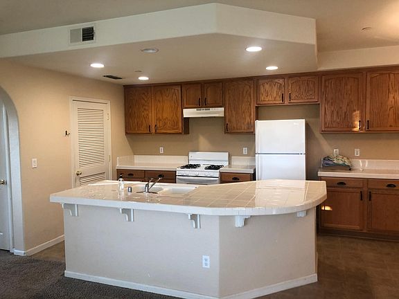 3rd image of 12400 Fair Oaks Blvd APT 231