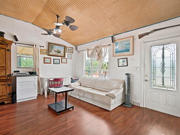 3rd image of 4157 BERKSHIRE Road