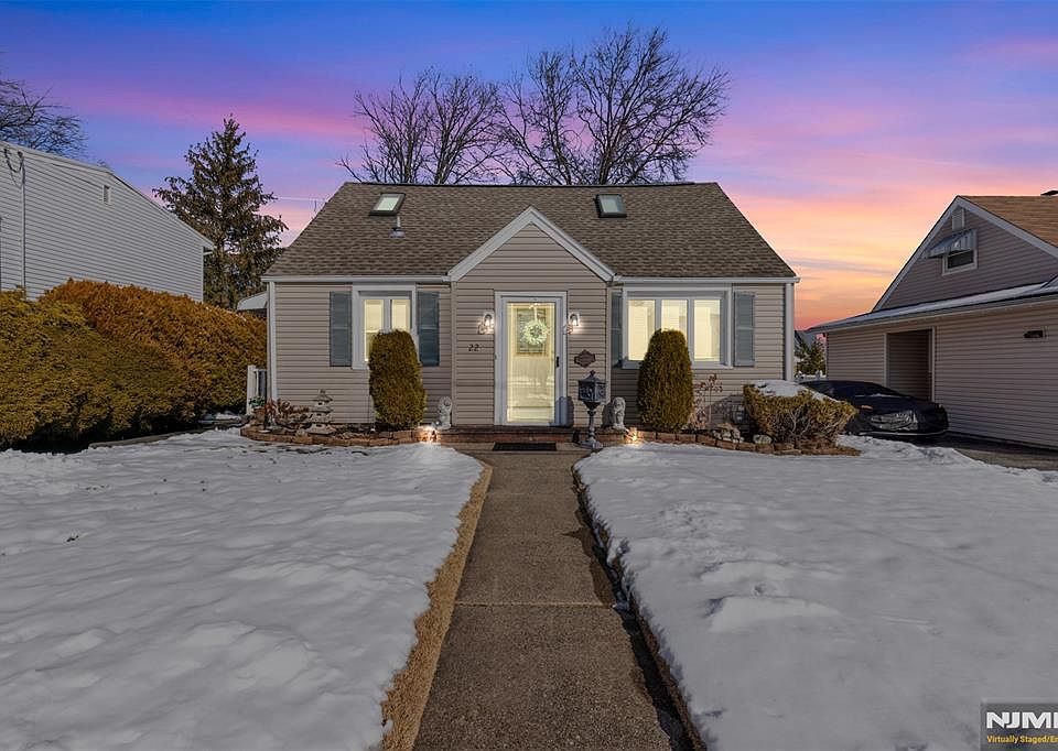 1st image of 22 Cliff Hill Rd