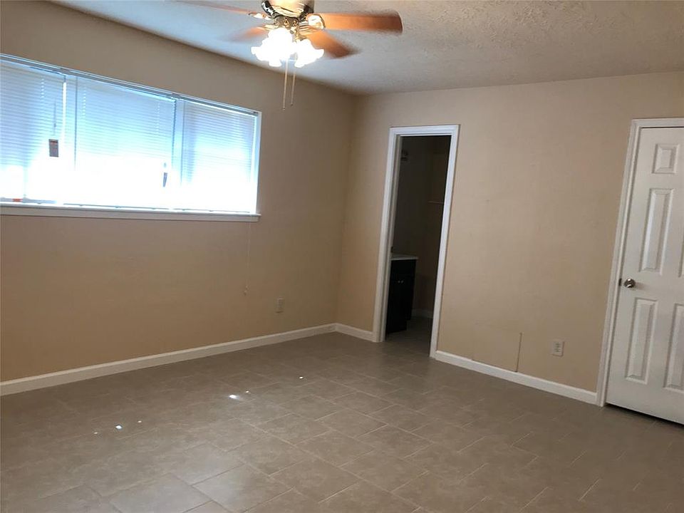 1st image of 1306 Wildgrove Dr
