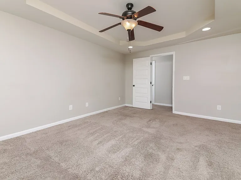 109 W Webber Ln — Photo 10