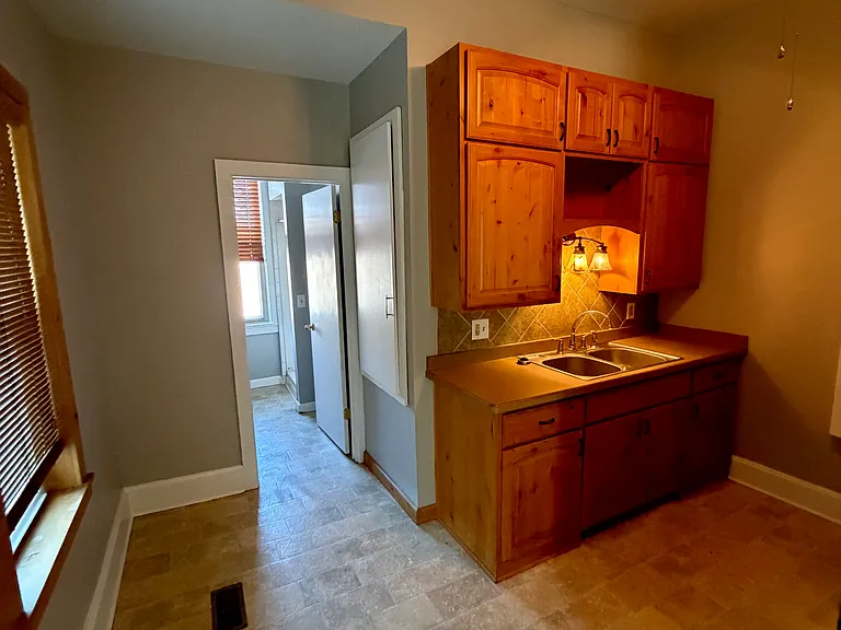 6018 14th Ave #4 — Photo 8