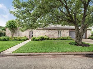 1546 Beaconshire Rd, Houston, TX 77077